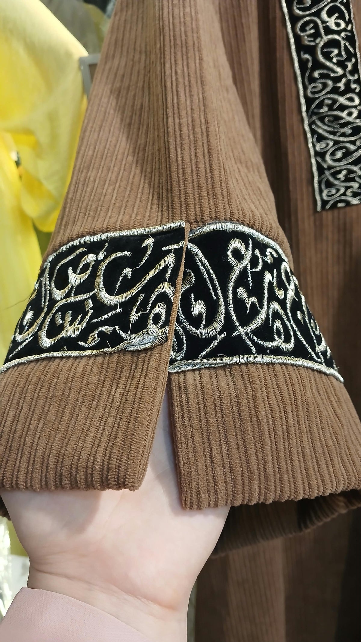 Embroidered Ribbed Velvet Open Abaya – Brown